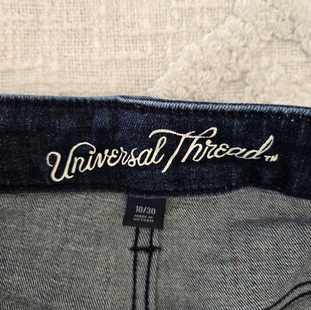 High Rise Denim Shorts - Picture 3 of 4